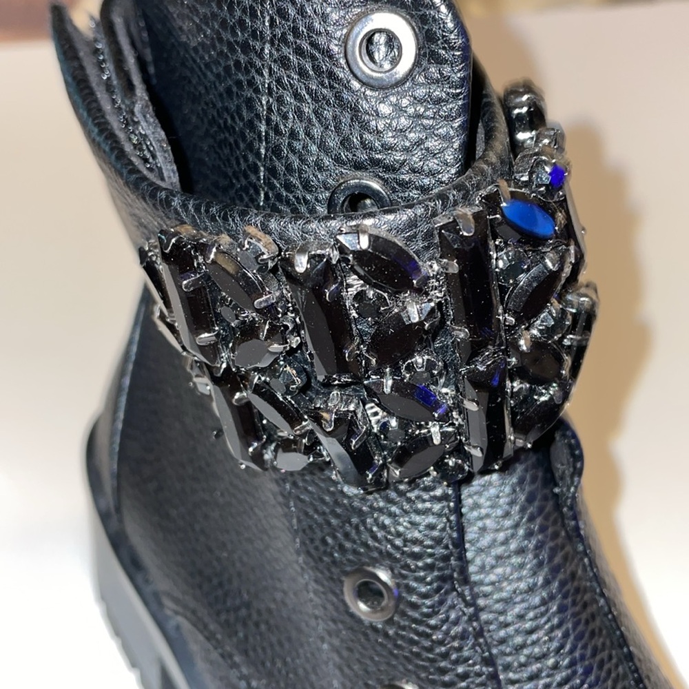 Karl Lagerfeld Black Embellished Combat Boots size 6, very good condition - Picture 4 of 7
